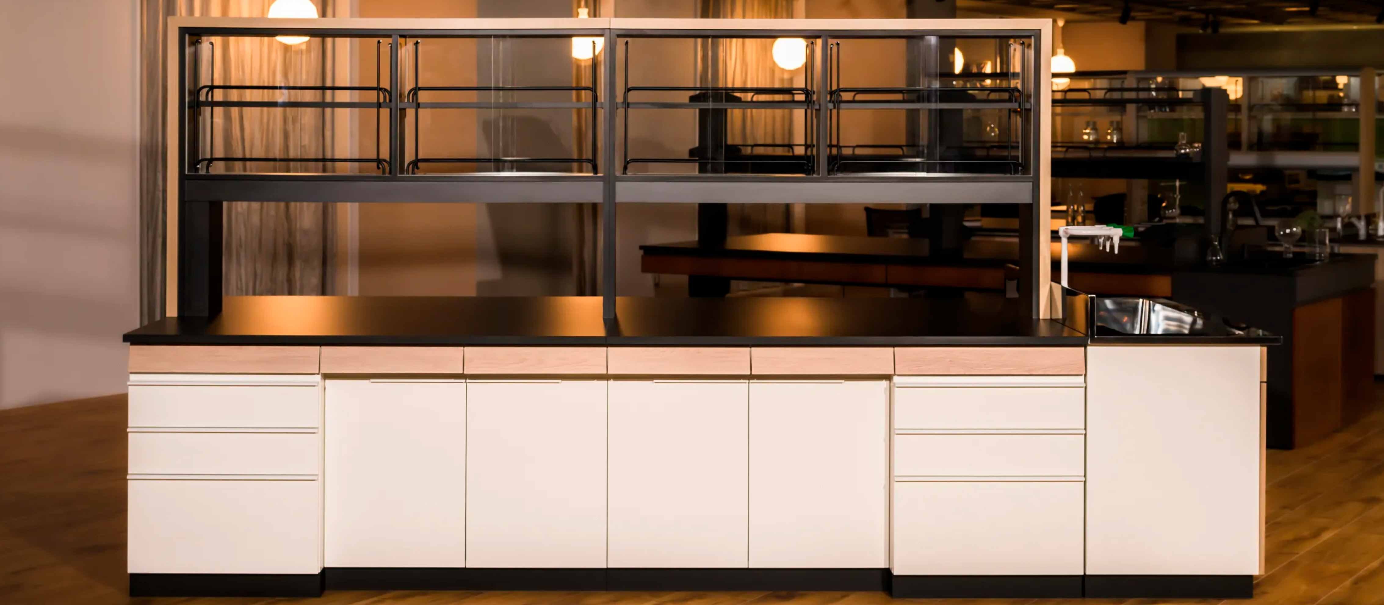 「ラボファーニチャー「THE MAN」」の画像